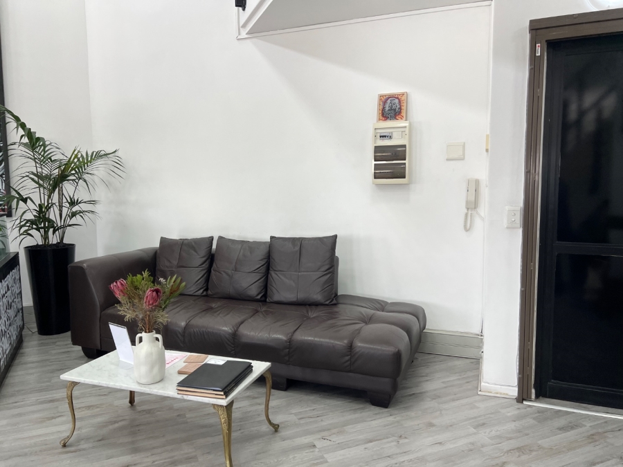 To Let Commercial Property for Rent in Table View Western Cape